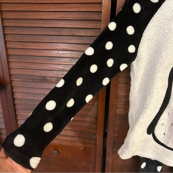 Queen of Cool Penguin Polka Dot Plush Pajamas - Picture 6 of 11